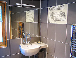 digital ceramic tiles: Glencoe bathroom